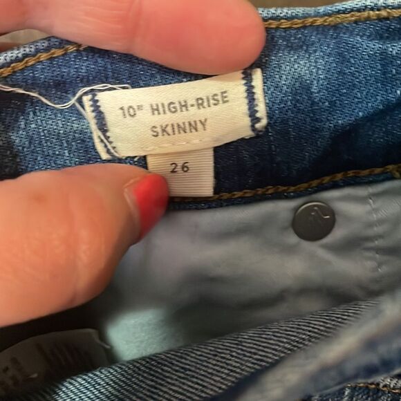 Madewell 10" High-Rise Skinny Jeans: Tulip-Hem Edition - Picture 8 of 11